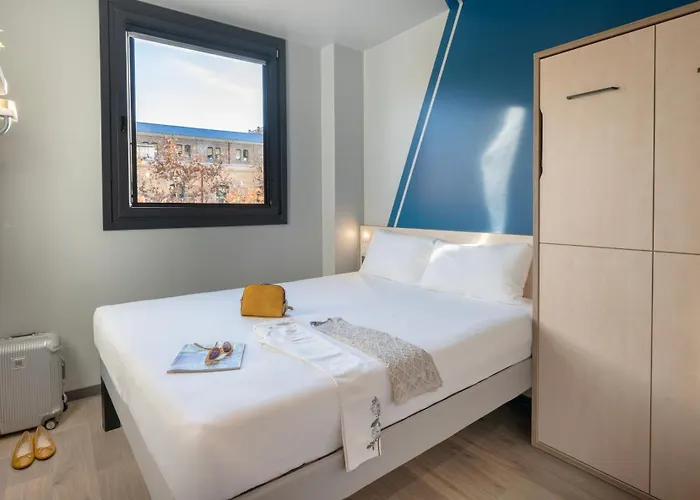 Ibis Budget Centro Puerto * Valencia