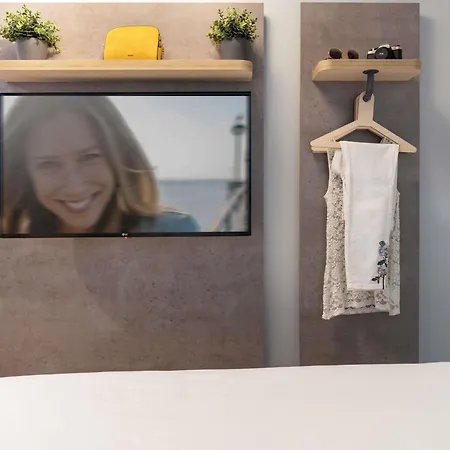 Ibis Budget Centro Puerto Valencie