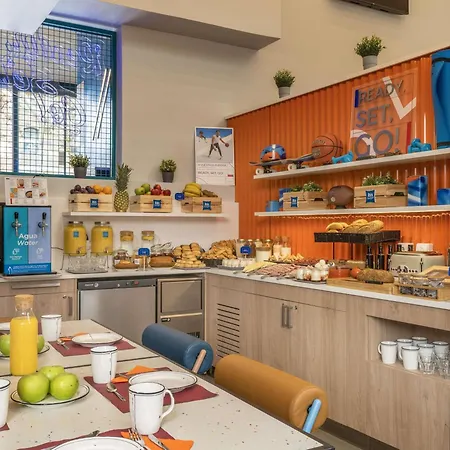 Ibis Budget Centro Puerto * Valencie