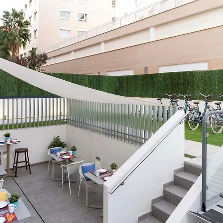 Ibis Budget Centro Puerto Valência